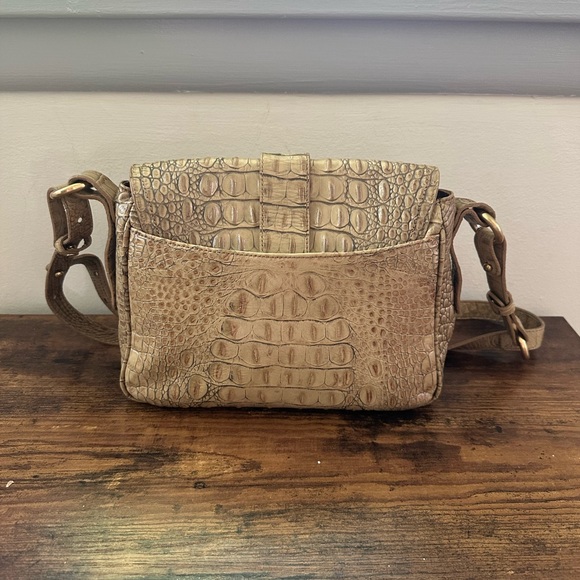 Brahmin toasted almond leather twist latch shoulder bag - Picture 6 of 15